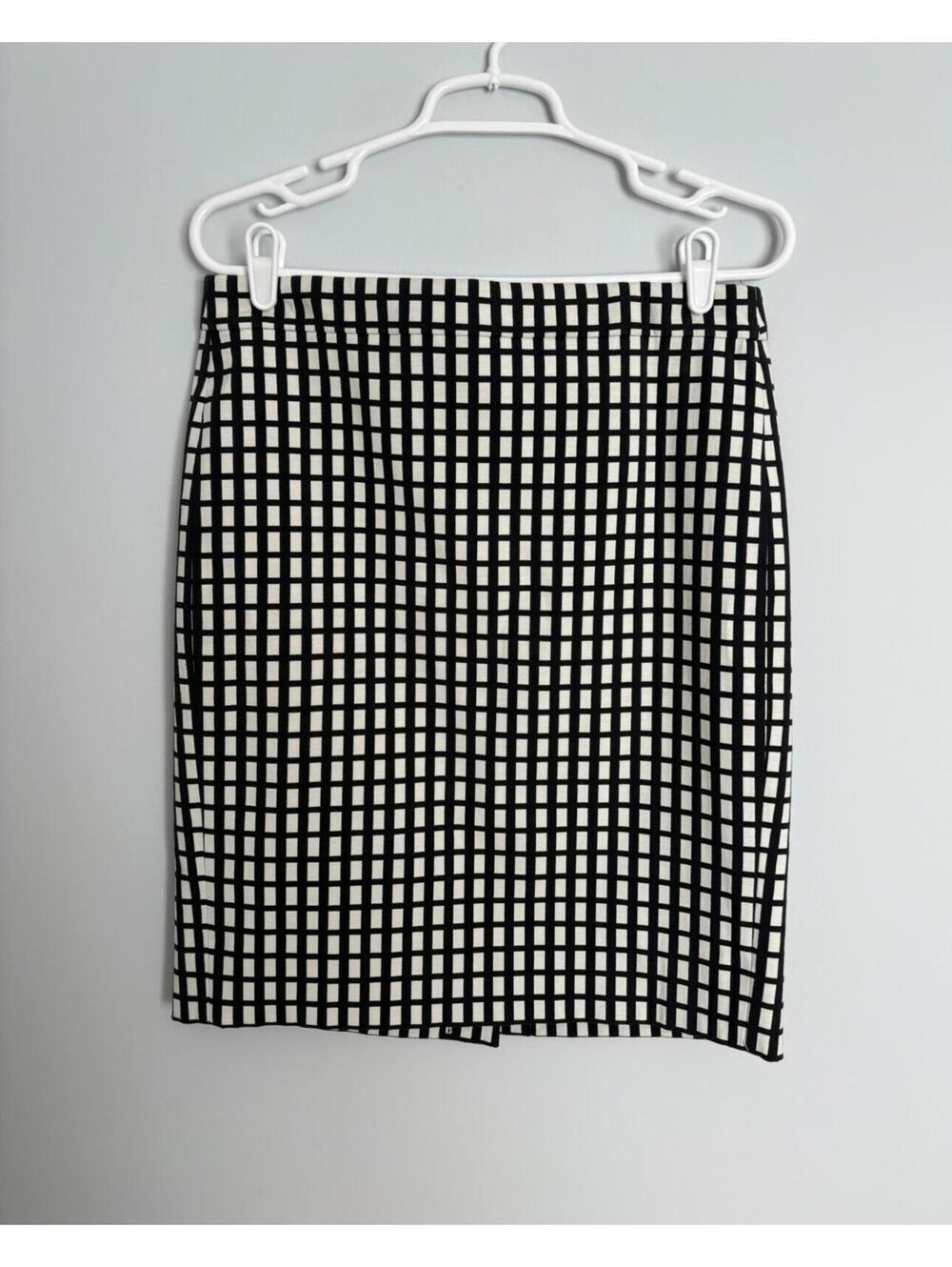 J CREW The Pencil Skirt Black White GEOMETRIC Business Skirt Women's Size 4
